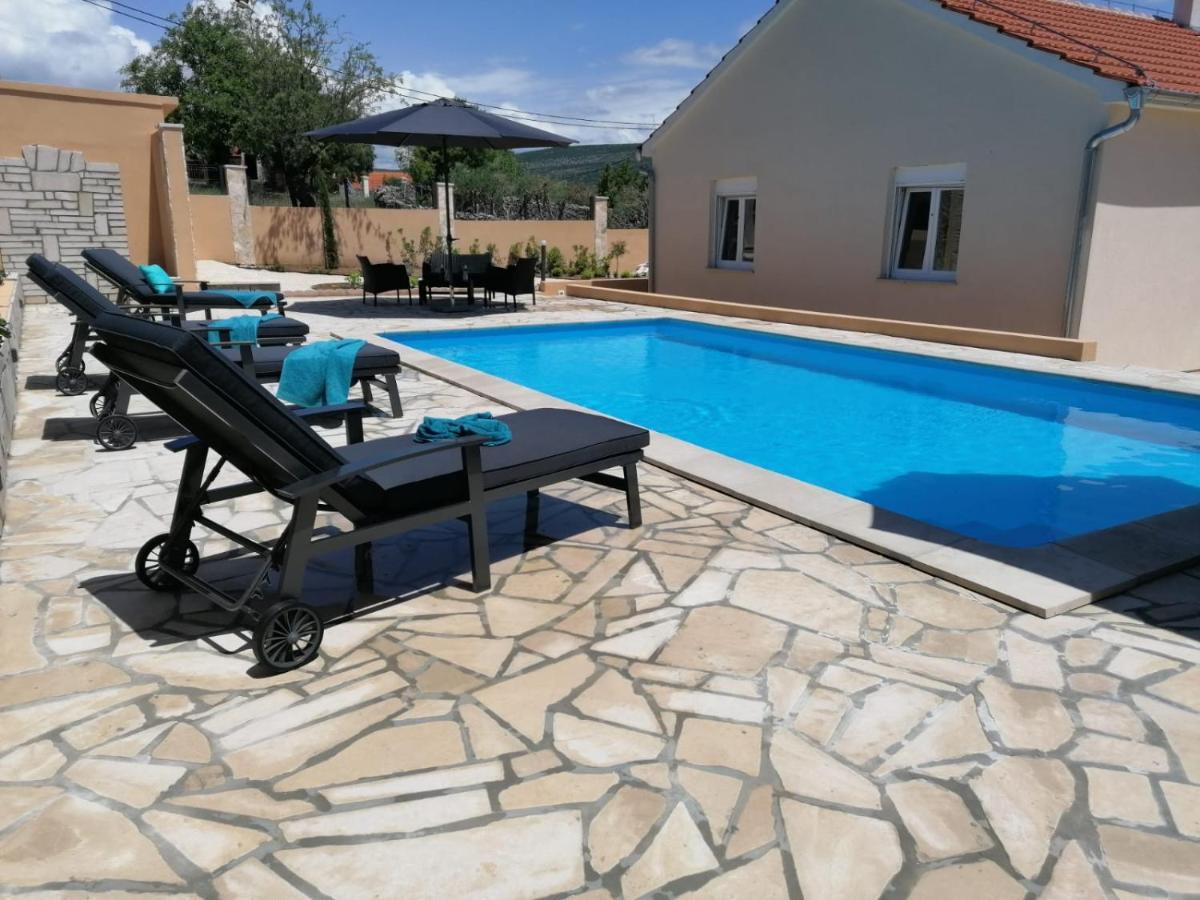 Villa Mir Pridraga Exterior foto