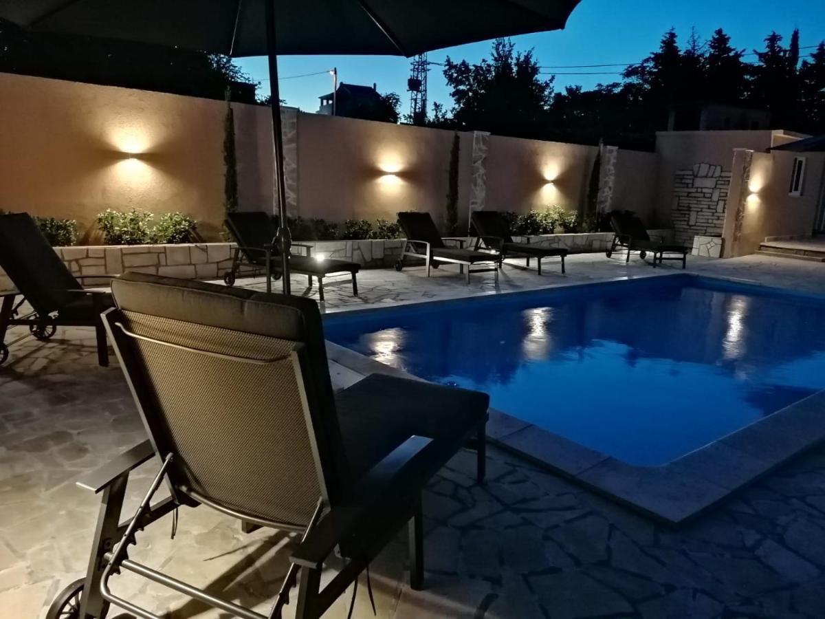 Villa Mir Pridraga Exterior foto